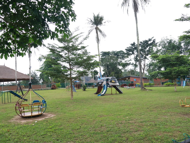 Children’s Amusement Park & Playground