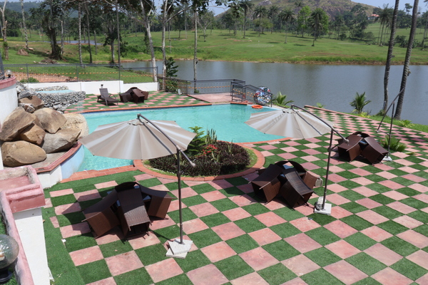 Standard Swimming Pool & Relaxation